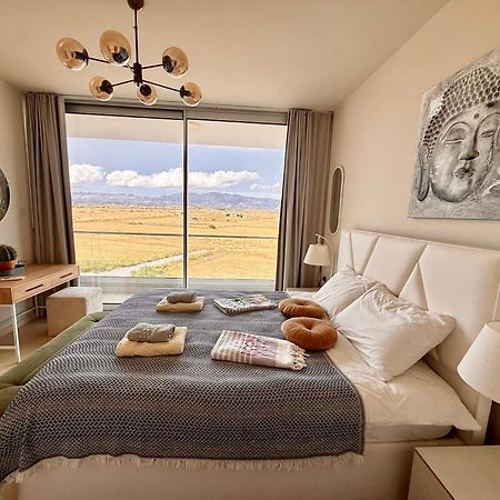 Sea View Suites By The Coast Famagusta  Esterno foto